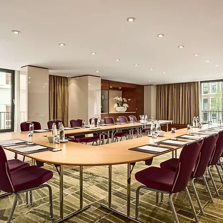 Szálloda Hilton 5*