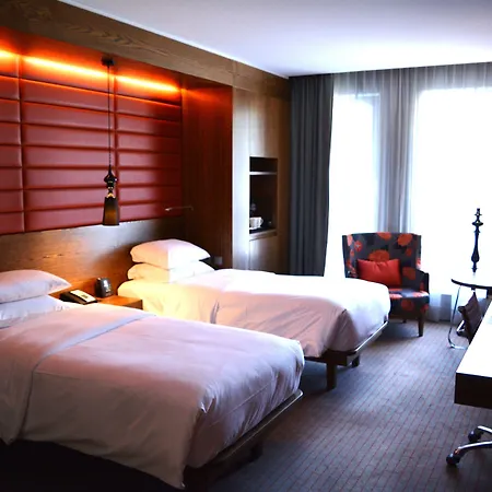 Hilton Hotel 5*
