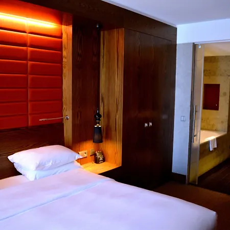 Hilton 5*